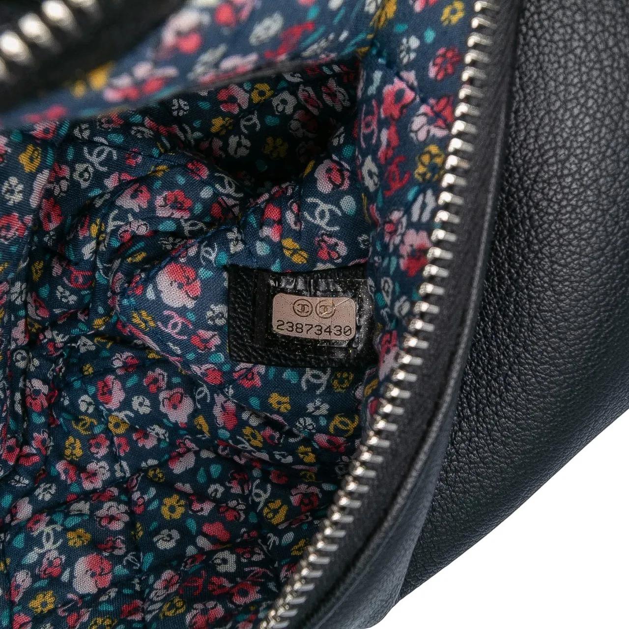 Thumbnail - Chanel Clutches - Medium Caviar Lucky Clover O Case Clutch - Gr. unisize - in Schwarz - für Damen