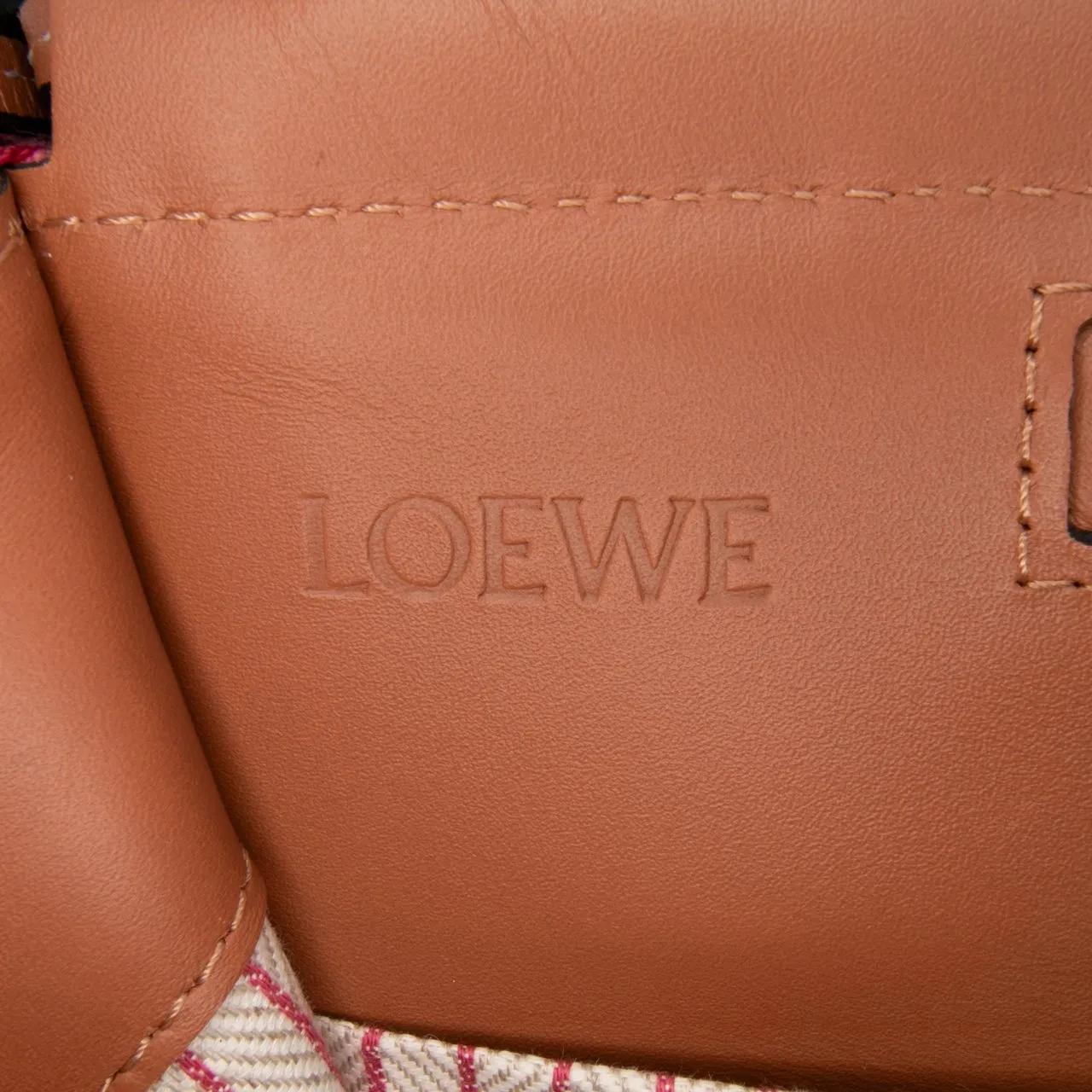 Thumbnail - Loewe Shopper - Small Canvas Cushion Tote - Gr. unisize - in Gold - für Damen