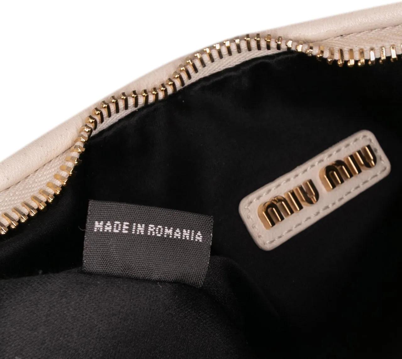 Thumbnail - Miu Miu Hobo Bags - Mini Matelasse Nappa Wander Bag - Gr. unisize - in Braun - für Damen