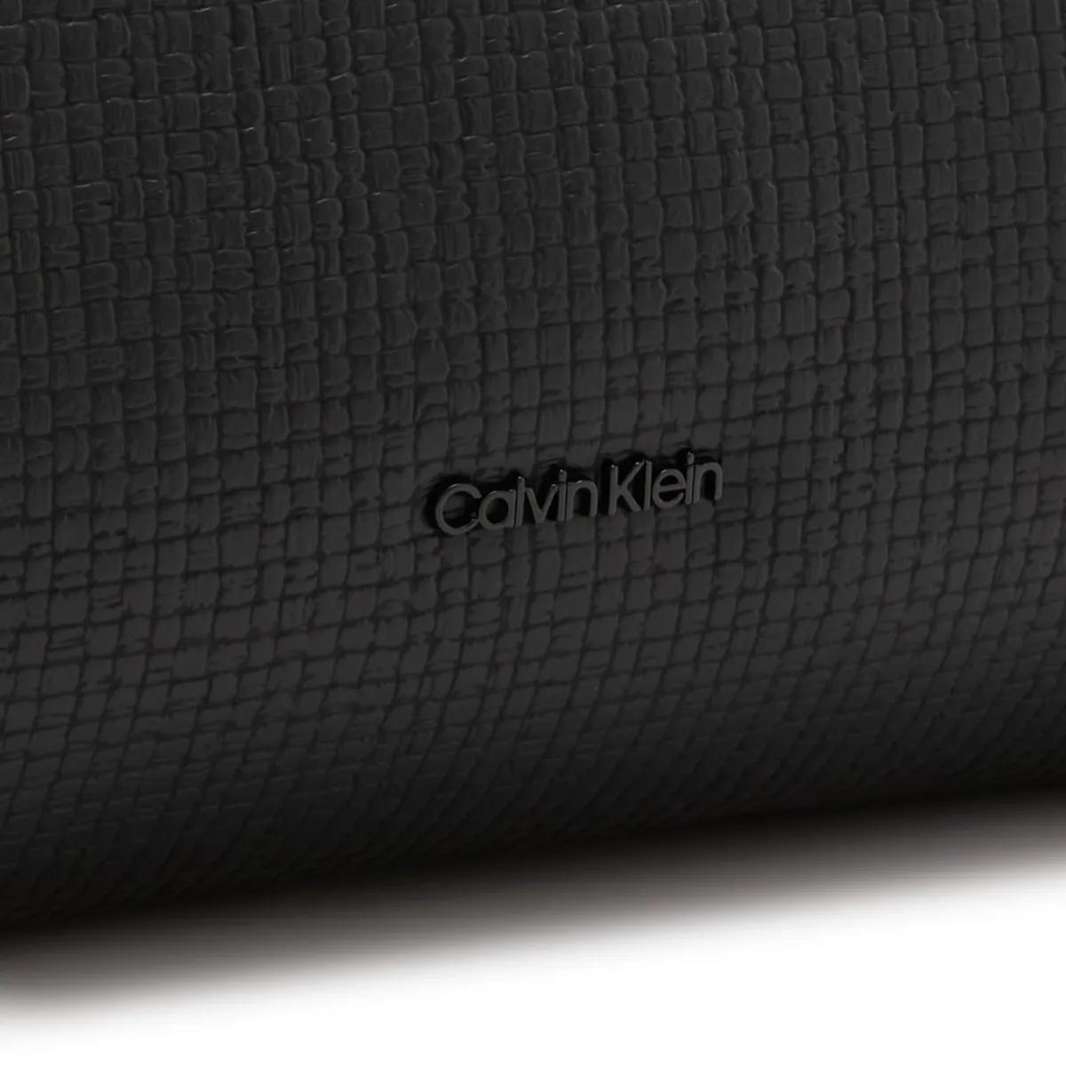 Calvin Klein Crossbody bags Refine Umhängetasche in zwart