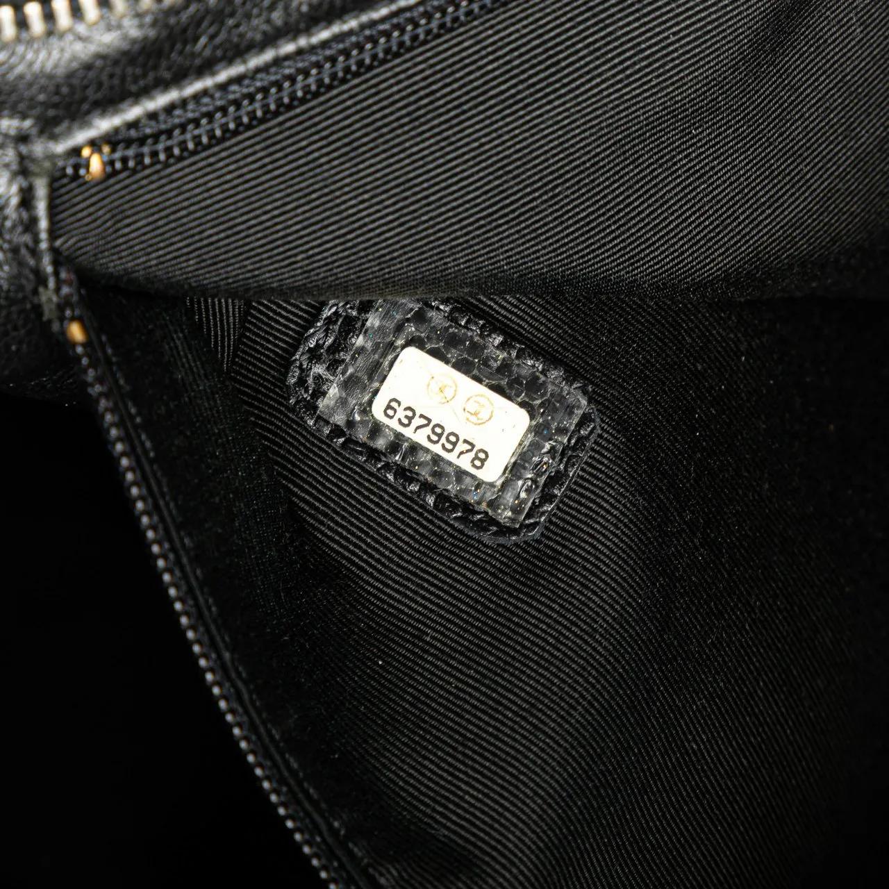 Thumbnail - Chanel Shopper - Caviar Medallion Tote - Gr. unisize - in Schwarz - für Damen