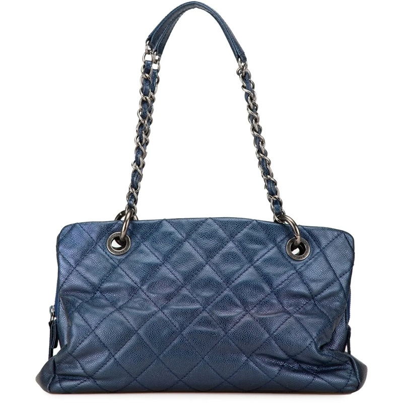 Chanel Sac à provisions Quilted Iridescent Caviar Chic Shopping Tote blau