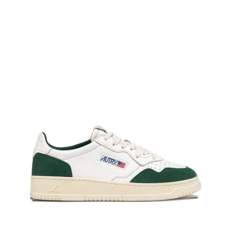 Autry International Lage-top sneaker Low-Top Sneakers With Perforated Toebox Neutrals