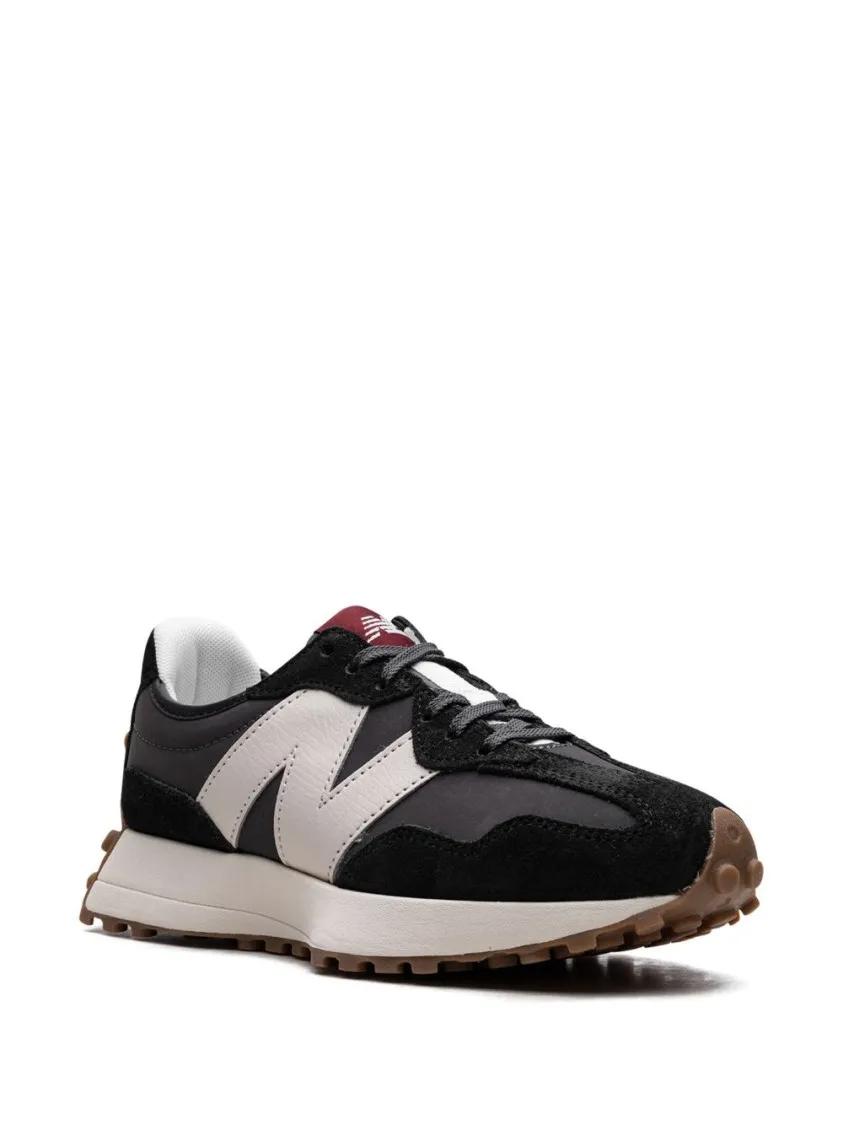 Thumbnail - New Balance Low-Top Sneaker - Minimalist Low-Profile Sneakers With Contrasting A - Gr. 37,5 (EU) - in Schwarz - für Dame...
