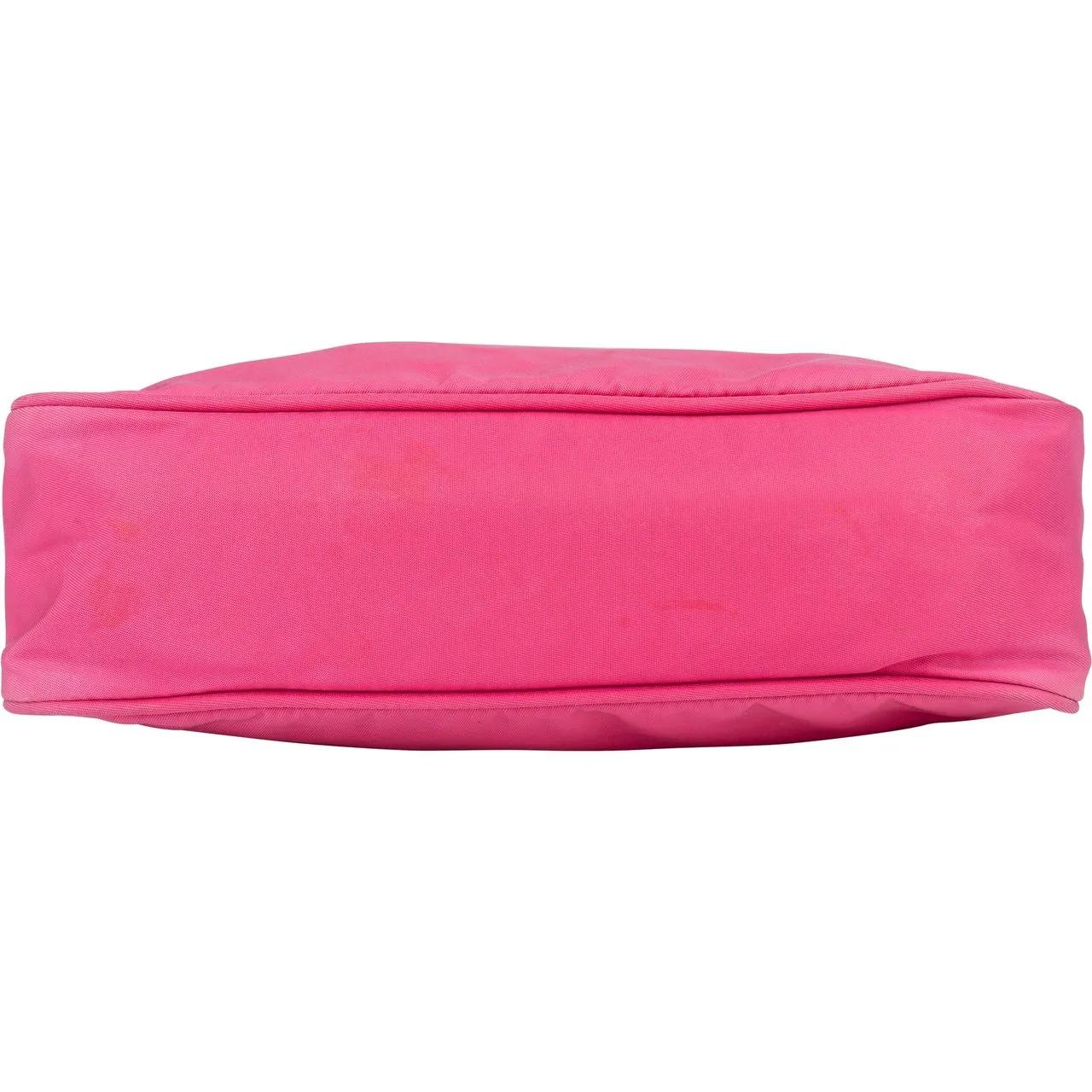 Thumbnail - Prada Crossbody Bags - Prada Pink Nylon Triangle Vintage Re-Editon Handba - Gr. unisize - in Gold - für Damen