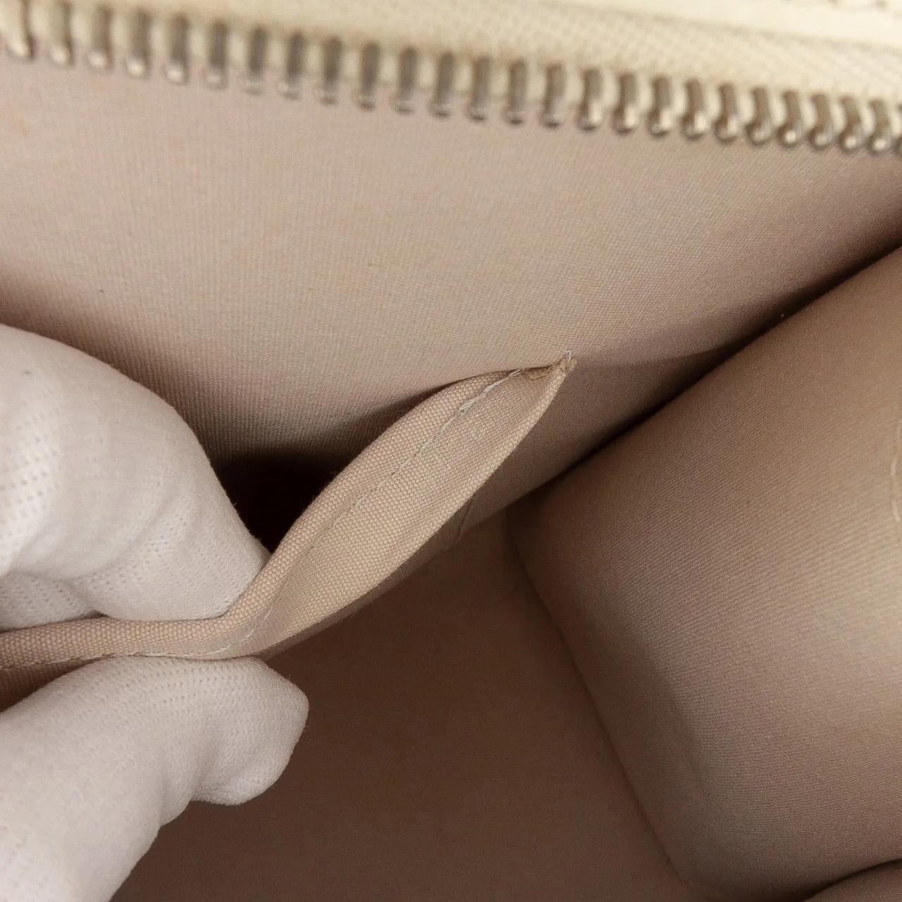 Thumbnail - Louis Vuitton Hobo Bags - Epi Madeleine GM - Gr. unisize - in Weiß - für Damen