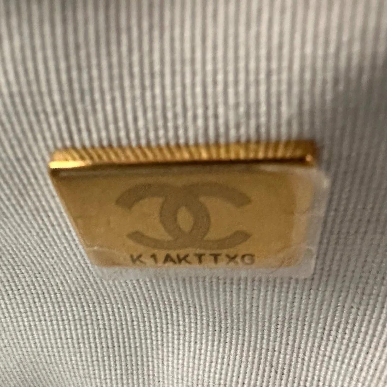 Thumbnail - Chanel Hobo Bags - Chanel Mini Flap Bag in light blue puffer lambskin - Gr. unisize - in Blau - für Damen