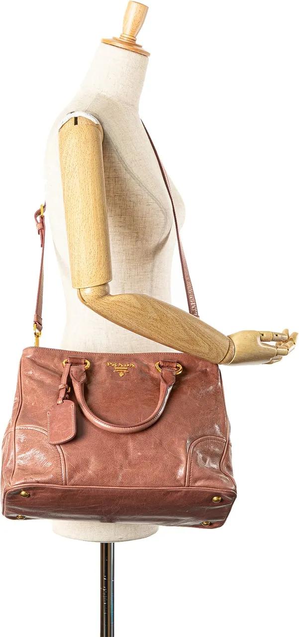 Thumbnail - Prada Hobo Bags - Vitello Shine Satchel - Gr. unisize - in Rosa - für Damen