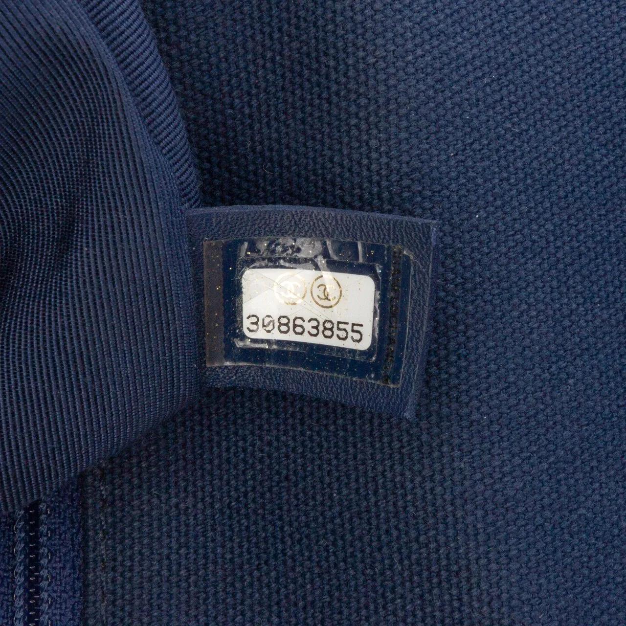 Thumbnail - Chanel Hobo Bags - Medium Canvas and Cotton 19 Flap - Gr. unisize - in Blau - für Damen