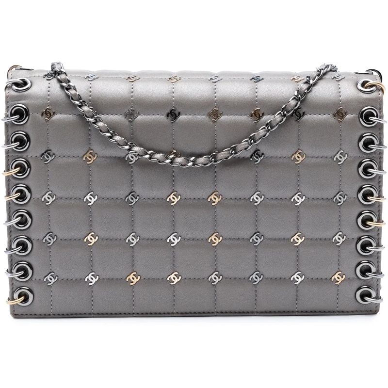Chanel Schultertasche Small Lambskin Chocolate Bar CC Piercing Studded C grau