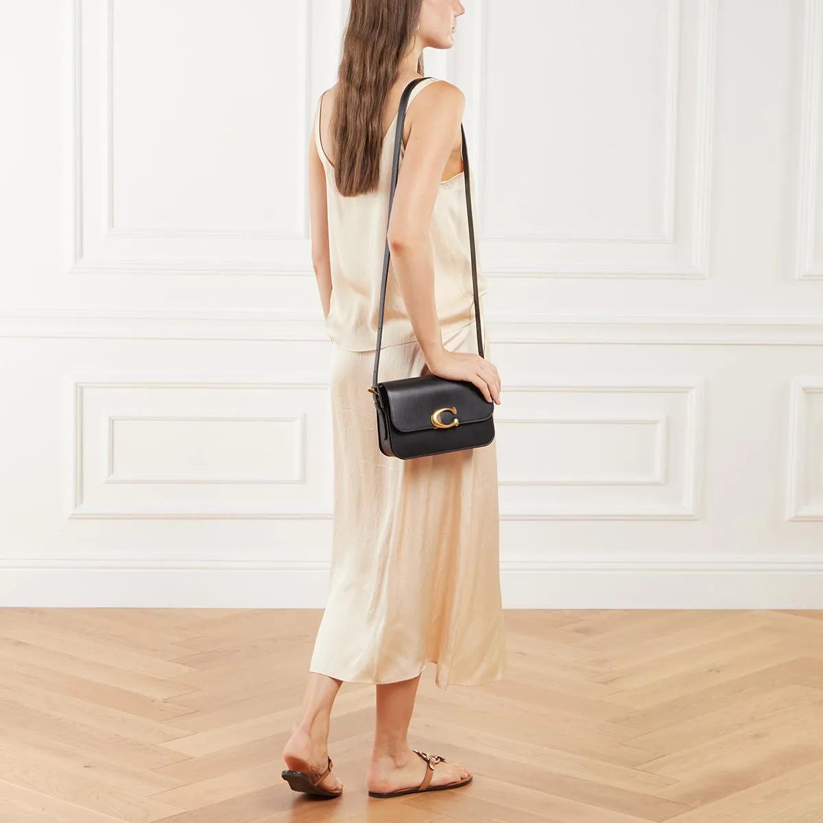 Coach Crossbody bags Refined Calf Leather Sage Shoulder Bag in zwart