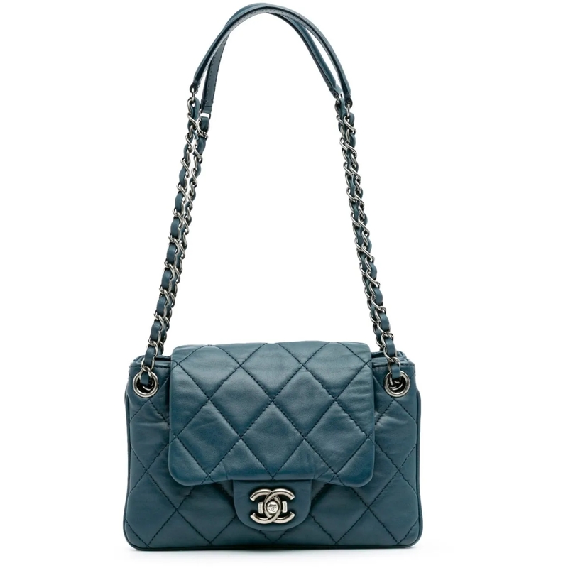 Chanel Sac à bandoulière Quilted Lambskin Accordion Flap blau
