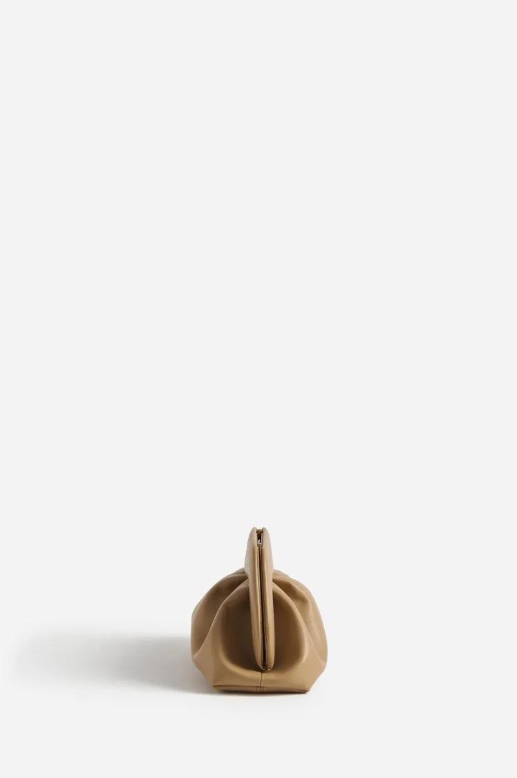 Themoirè Crossbody bags Tia Vegan Fabric Bag in bruin