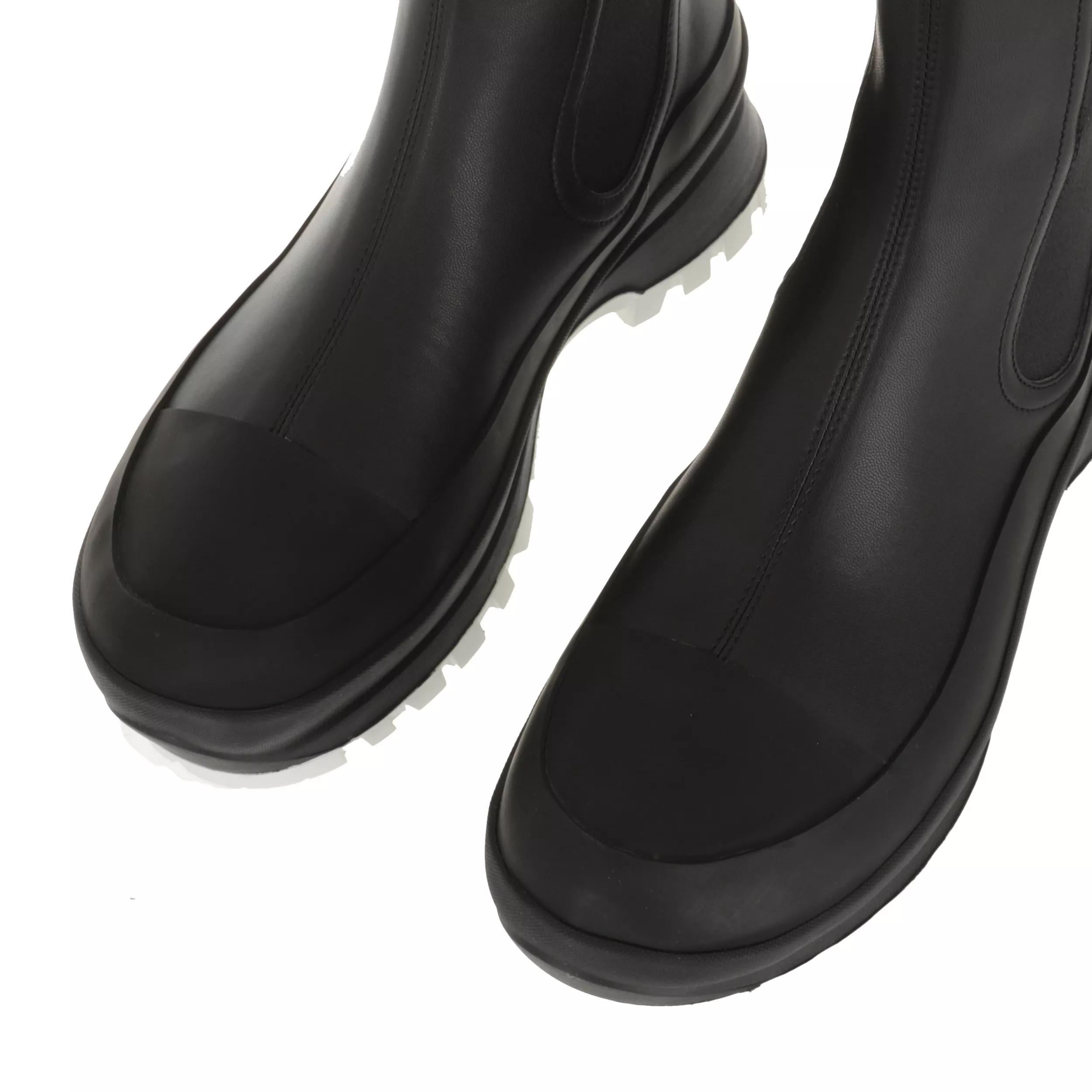 Stella McCartney Trace Chelsea Boots Black | Chelsea Boot