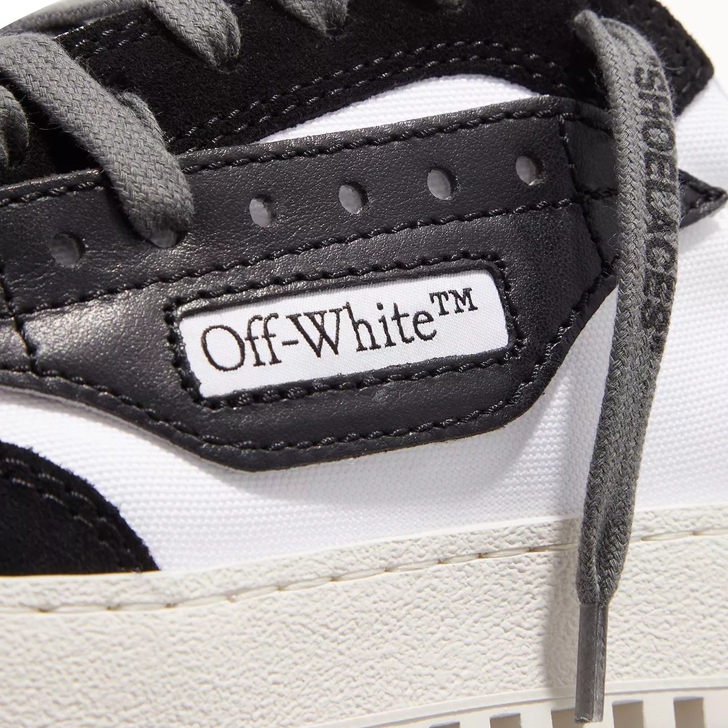 Off white clearance black and white