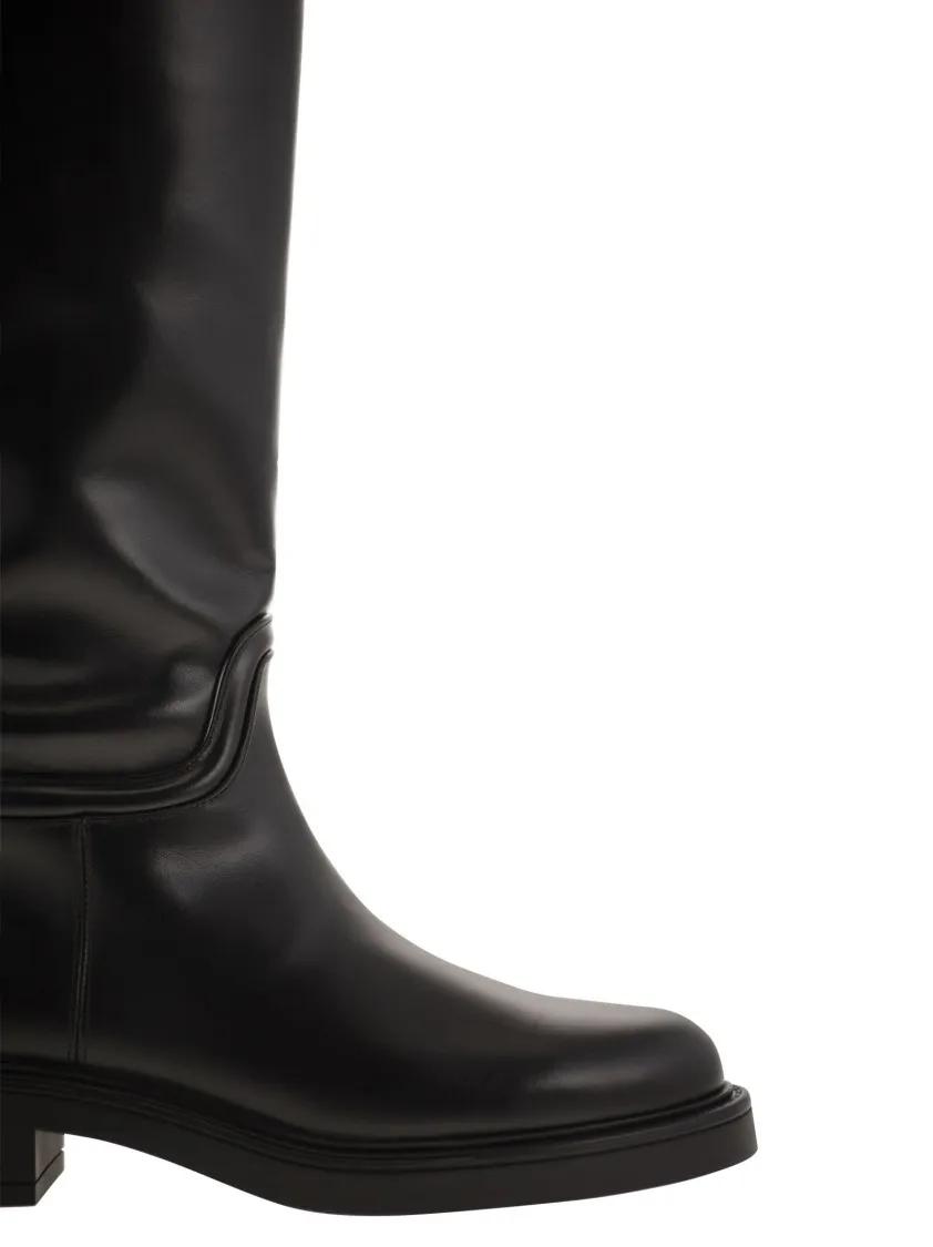 Thumbnail - Stuart Weitzman Stiefel - Celia - Leather Boot - Gr. 41 (EU) - in Schwarz - für Damen