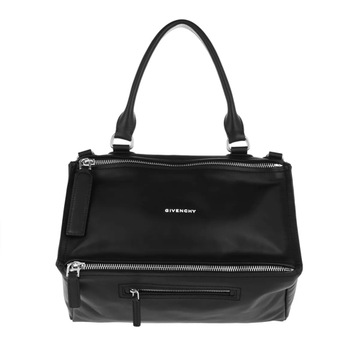 Givenchy Pandora Medium Bag Smooth Leather Black Draagtas
