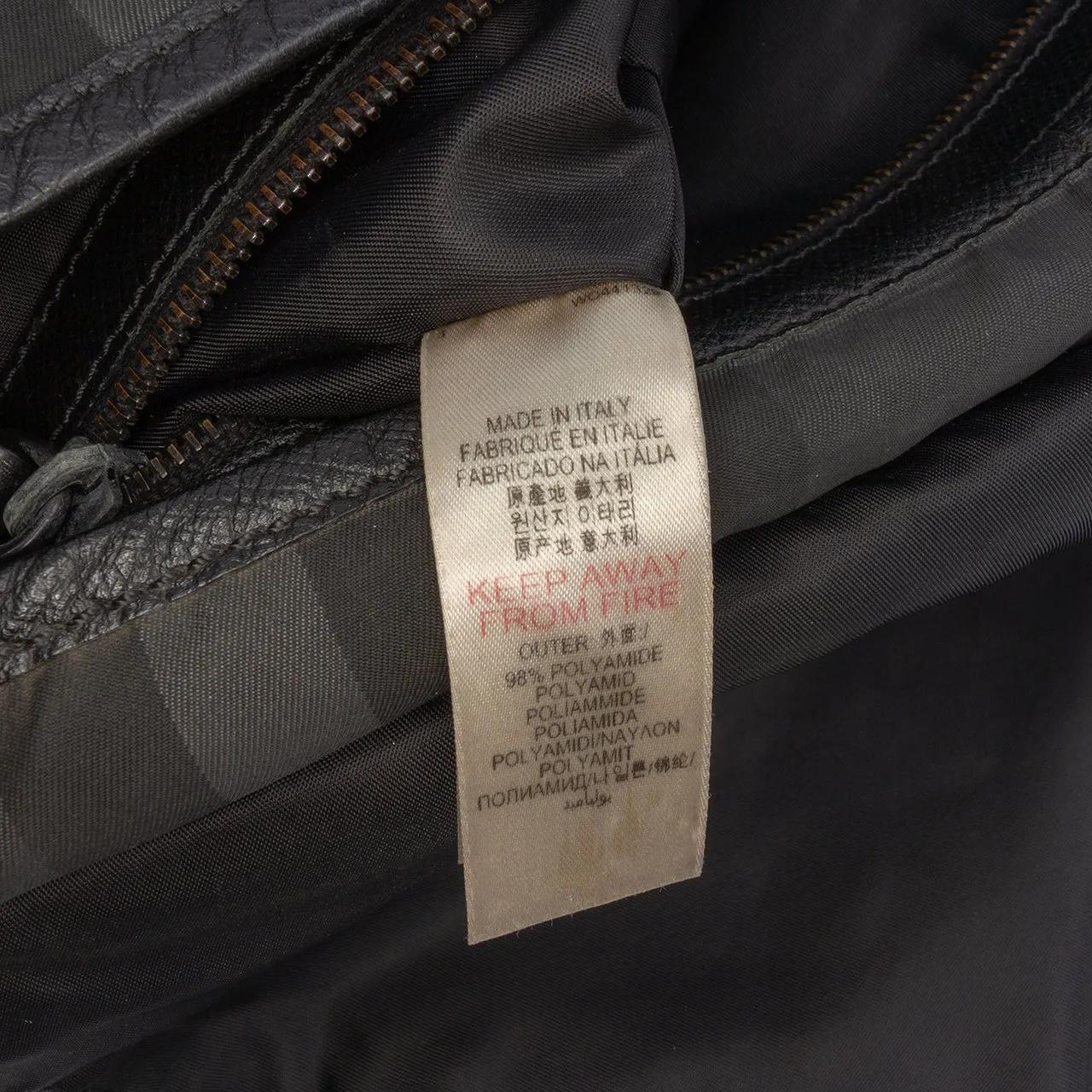 Thumbnail - Burberry Hobo Bags - Smoke Check Nylon Elgin Messenger Bag - Gr. unisize - in Grau - für Damen