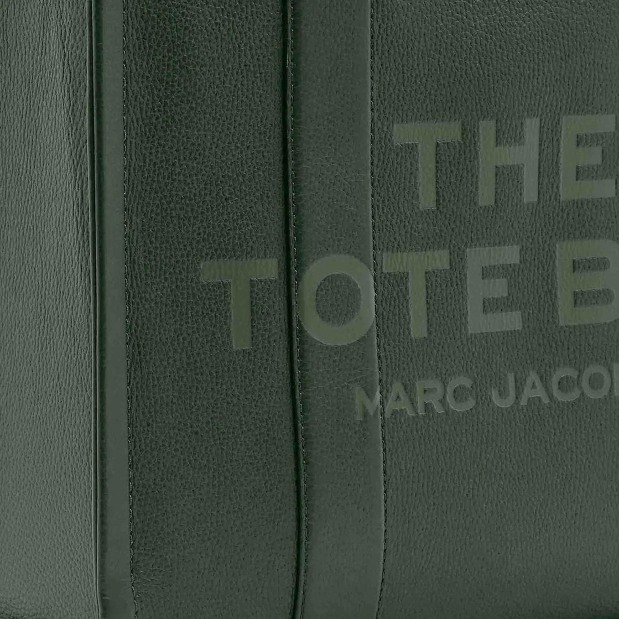 Marc Jacobs Hobo bags Large Tote Bag in meerkleurig