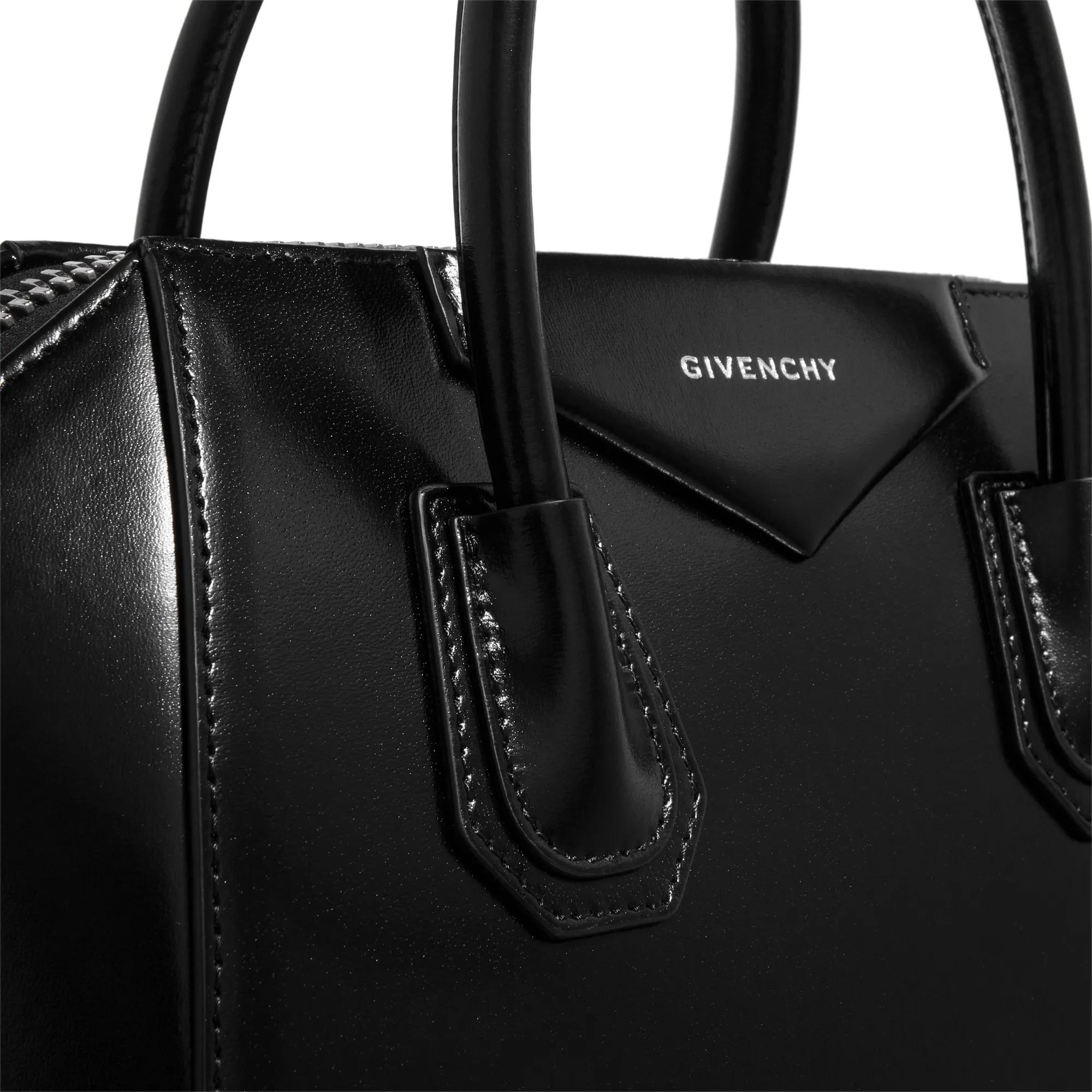 Givenchy Satchels Antigona Small Bag in zwart