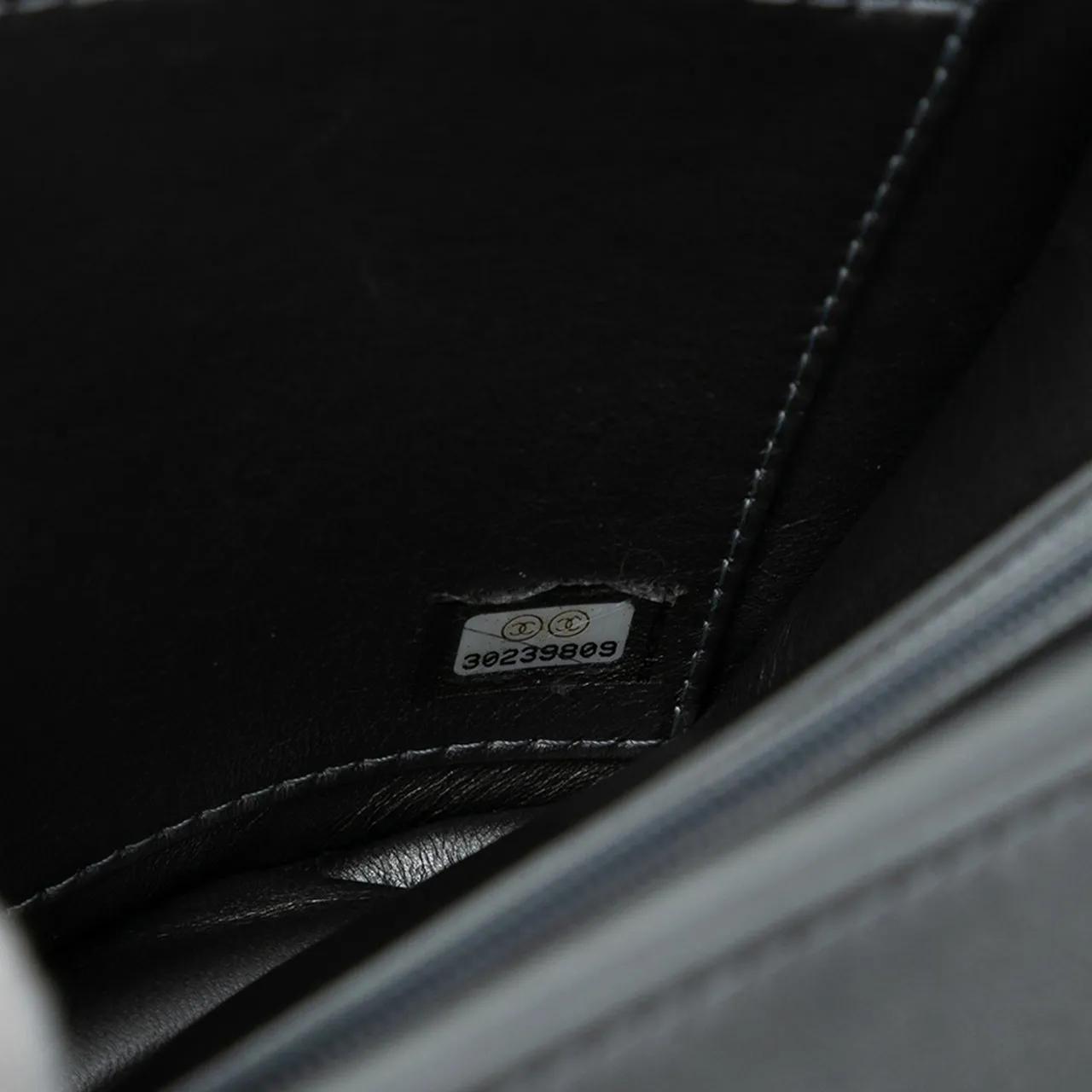 Thumbnail - Chanel Hobo Bags - Medium Quilted Metallic Goatskin Chic Pearls Flap - Gr. unisize - in Silber - für Damen