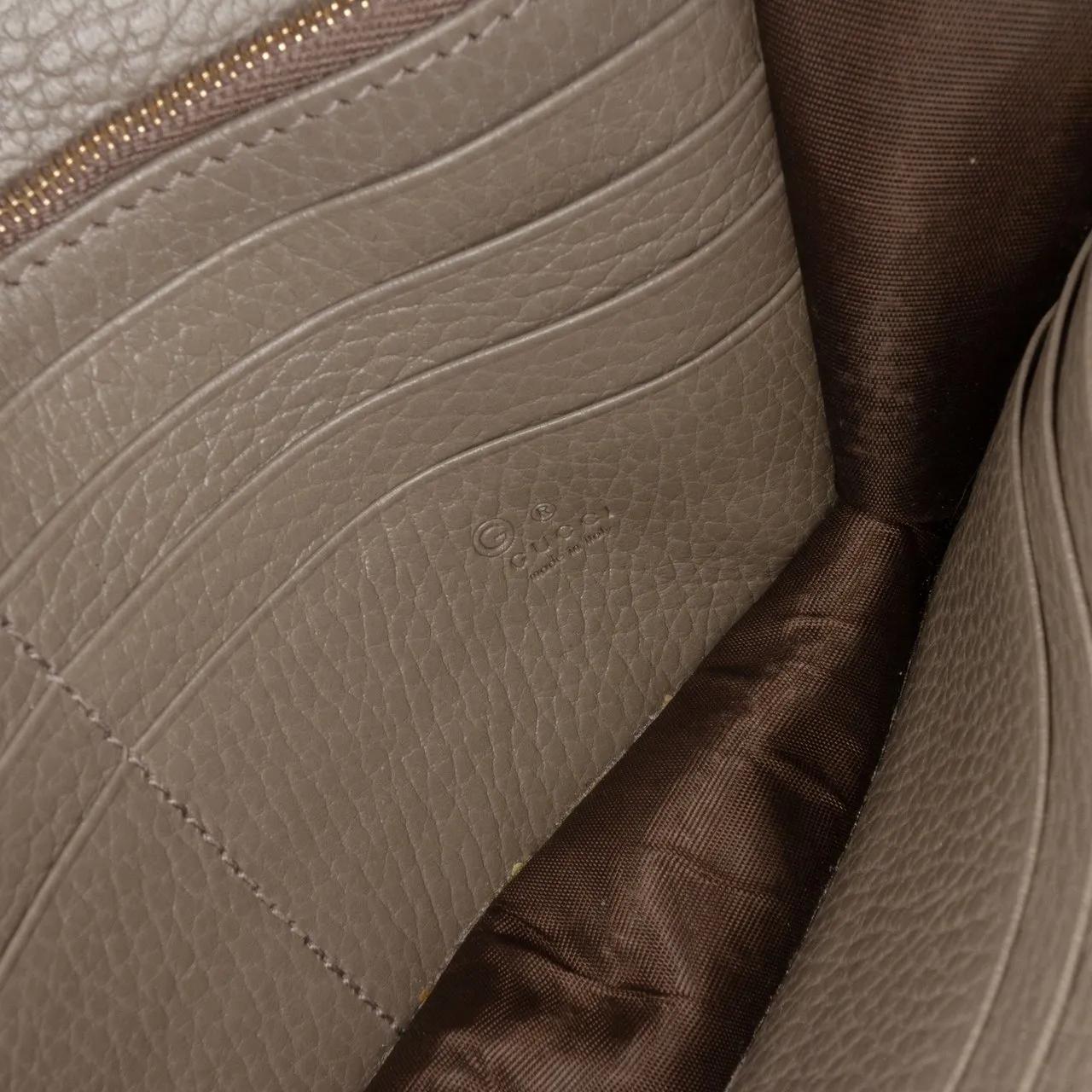 Thumbnail - Gucci Hobo Bags - Interlocking G Dollar Calfskin Wallet on Chain - Gr. unisize - in Grau - für Damen