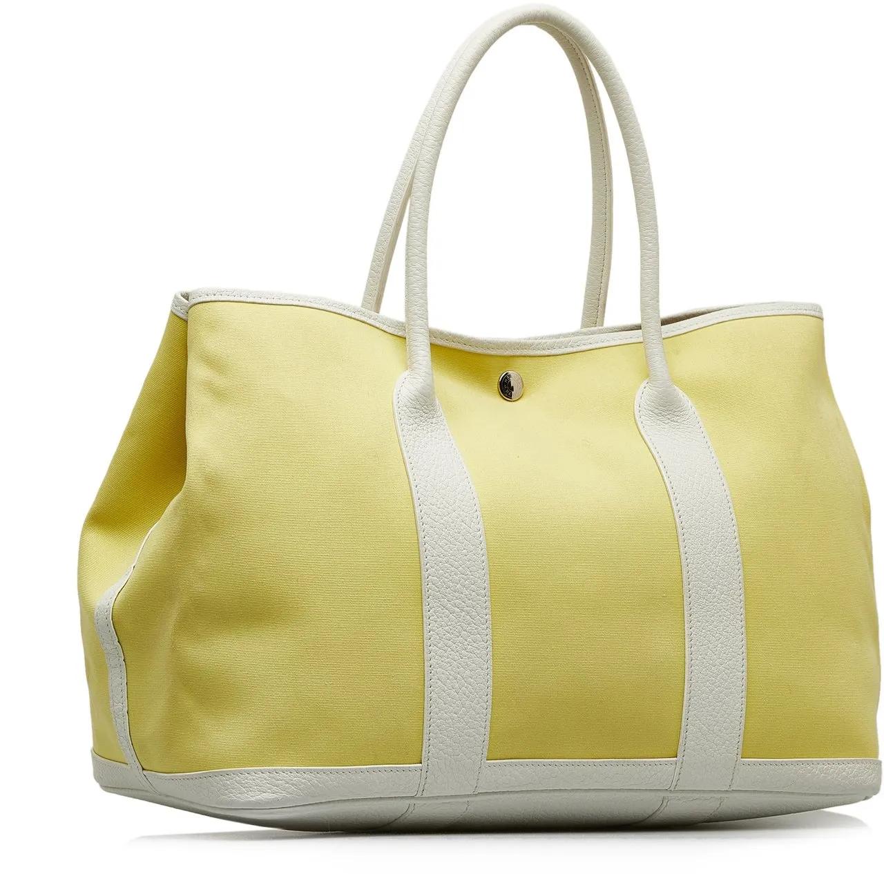 Hermès Totes & shoppers Toile Garden Party TPM in geel