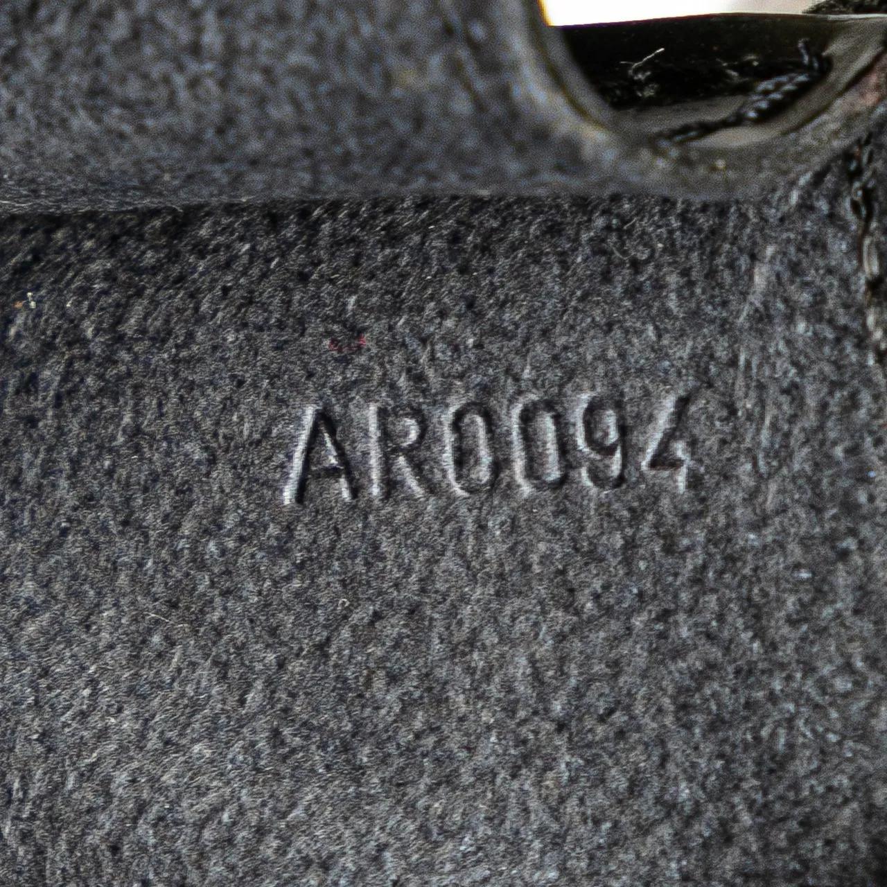 Thumbnail - Louis Vuitton Hobo Bags - Epi Pochette Accessoires - Gr. unisize - in Schwarz - für Damen