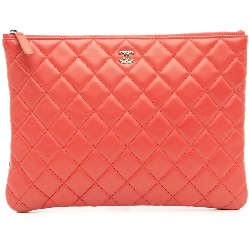 Chanel Pochette Medium Quilted Lambskin O Case Clutch rot