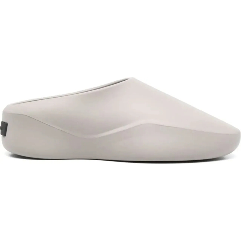 FEAR OF GOD Sandalen Eva Runner Concrete grau