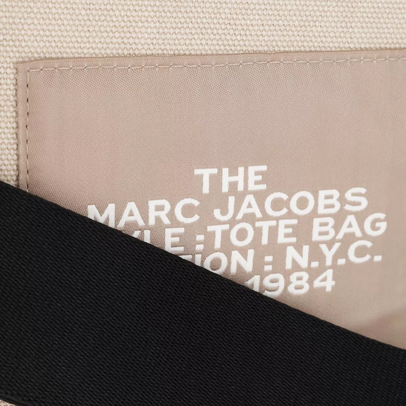 Marc Jacobs Tote The Medium Tote Beige(Image 5)
