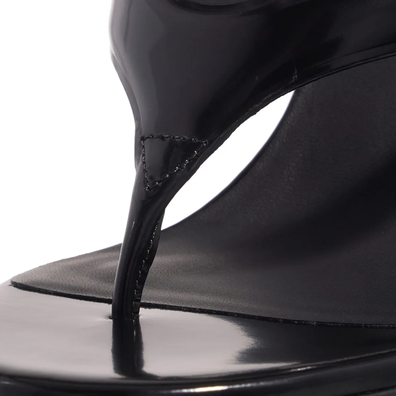 Alaia High Heels Tong Sandals Black(Image 4)