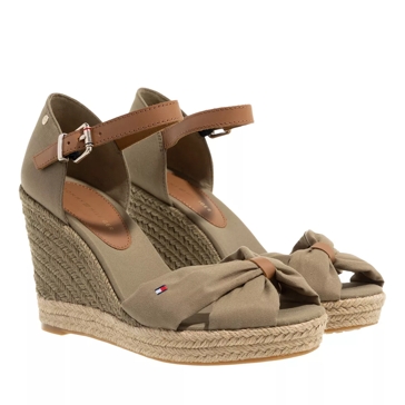 Tommy hilfiger store peep toe wedge