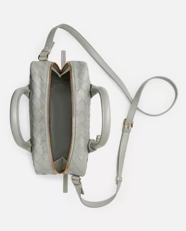 Bottega Veneta Shoppers Mini Leather Shoulder Bag in grijs