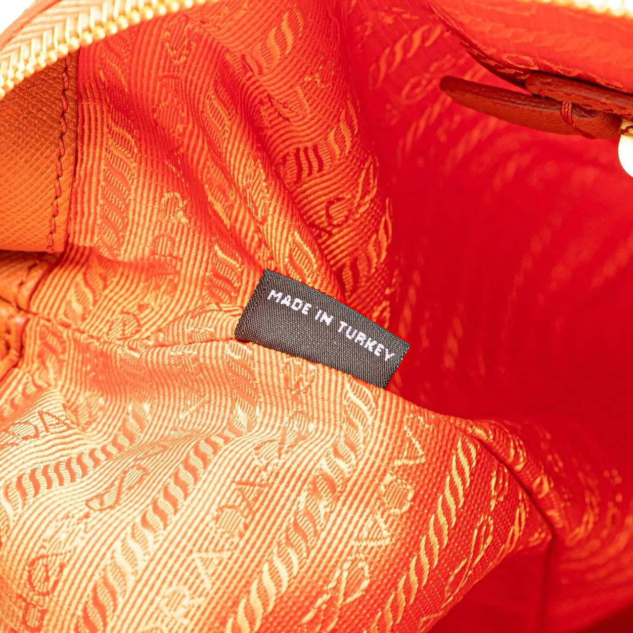 Thumbnail - Prada Hobo Bags - Saffiano Trimmed Tessuto Satchel - Gr. unisize - in Orange - für Damen