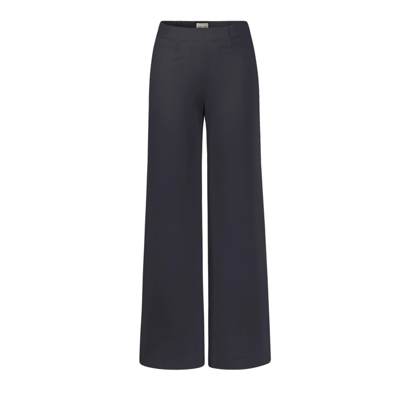 Seductive  Kimberly Dunkelblau