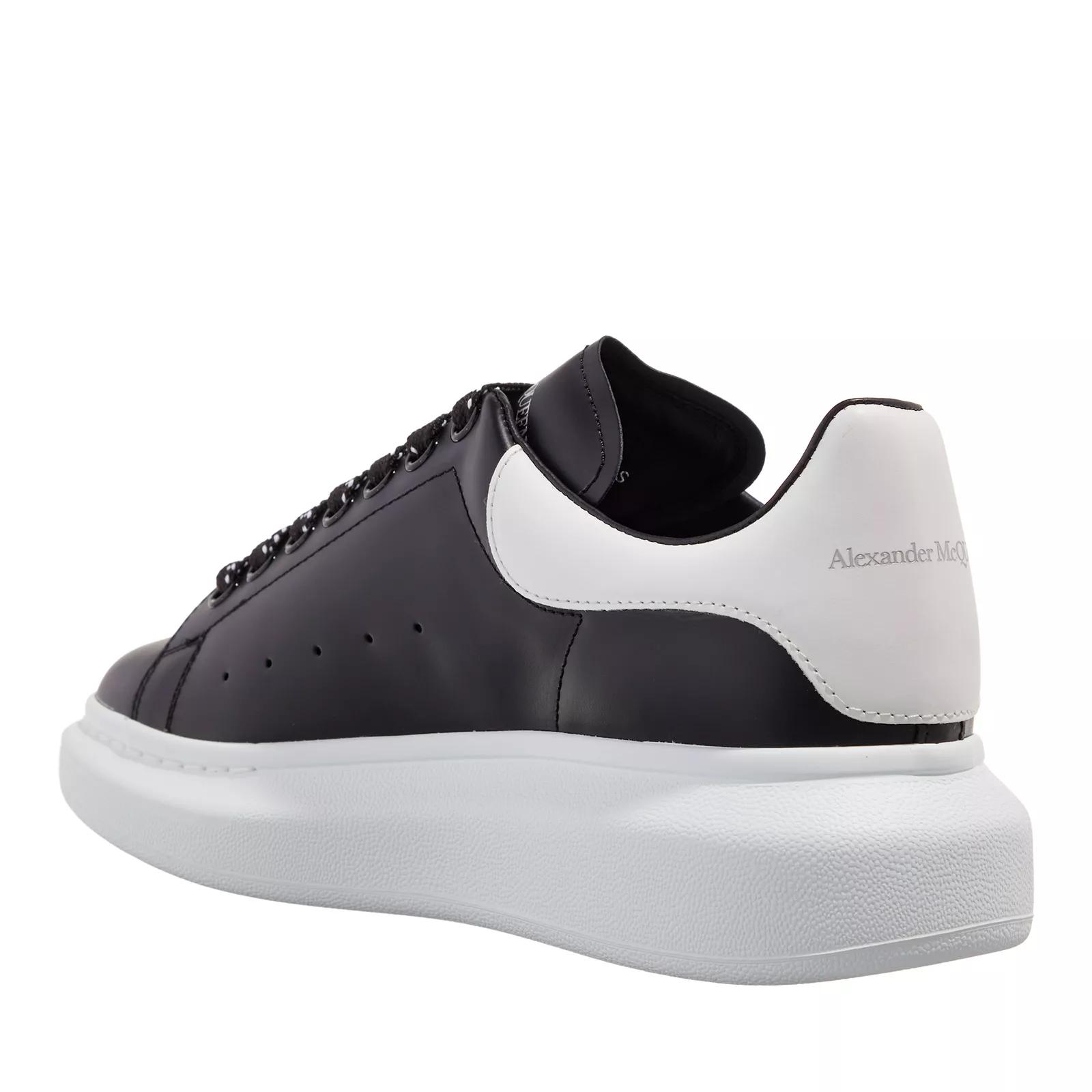 Alexander mcqueen sneakers black white deals