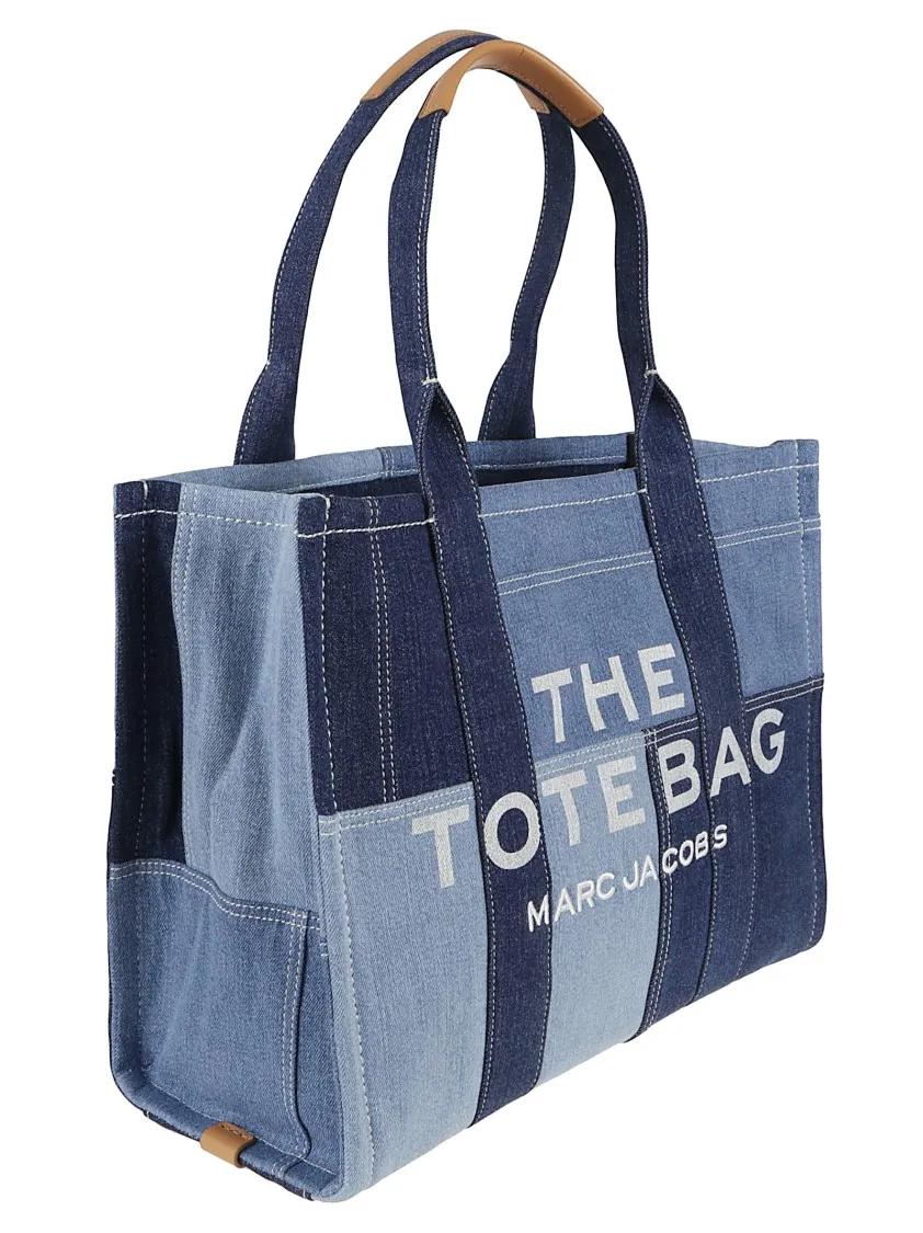 Marc Jacobs Shoppers & Totes The Large Denim Tote Bag in blauw