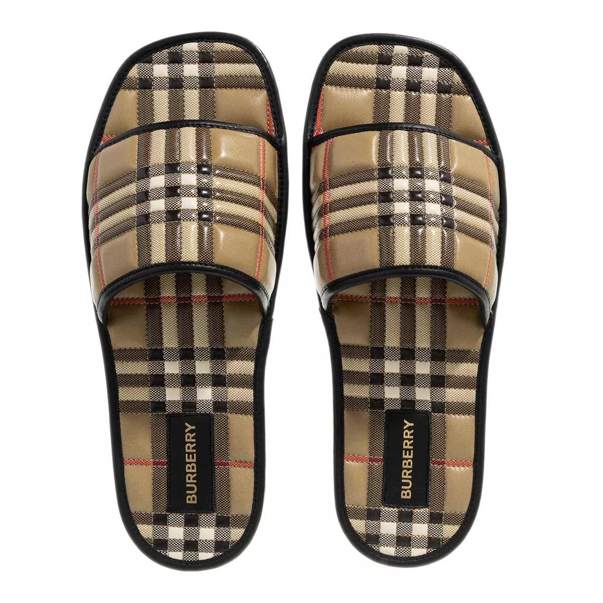 Burberry slippers store