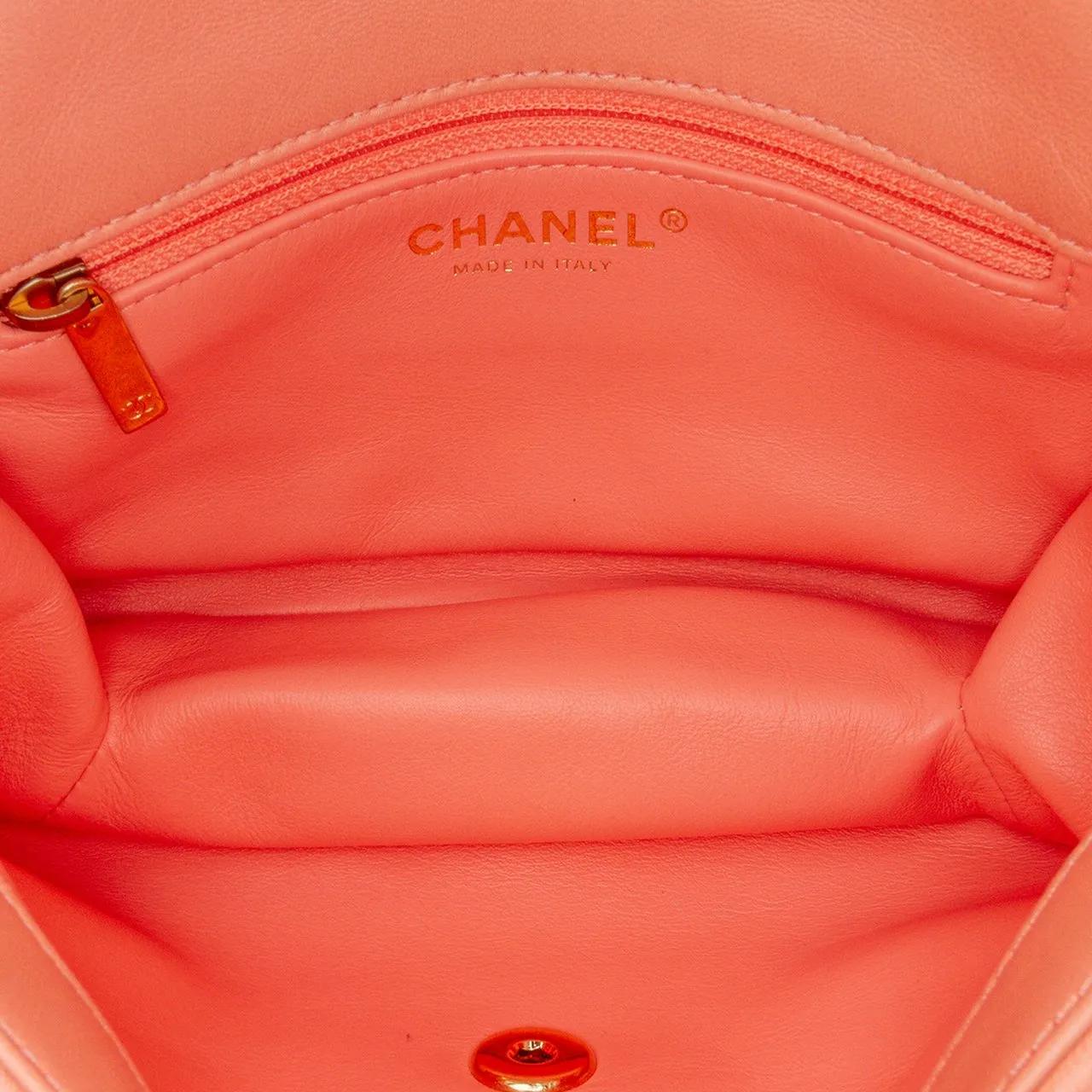 Thumbnail - Chanel Hobo Bags - 2021-2024 Small Lambskin Color Match Flap - Gr. unisize - in Gold - für Damen