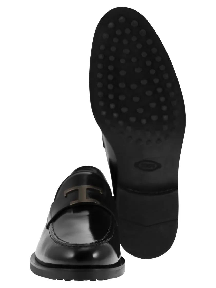 Thumbnail - Tod's Loafer - Leather Moccasin With T Accessory - Gr. 8 - in Schwarz - für Damen