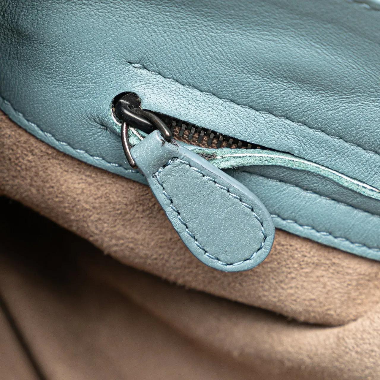 Bottega Veneta Hobo bags 2012-2023 Intrecciato Napoli Satchel in blauw