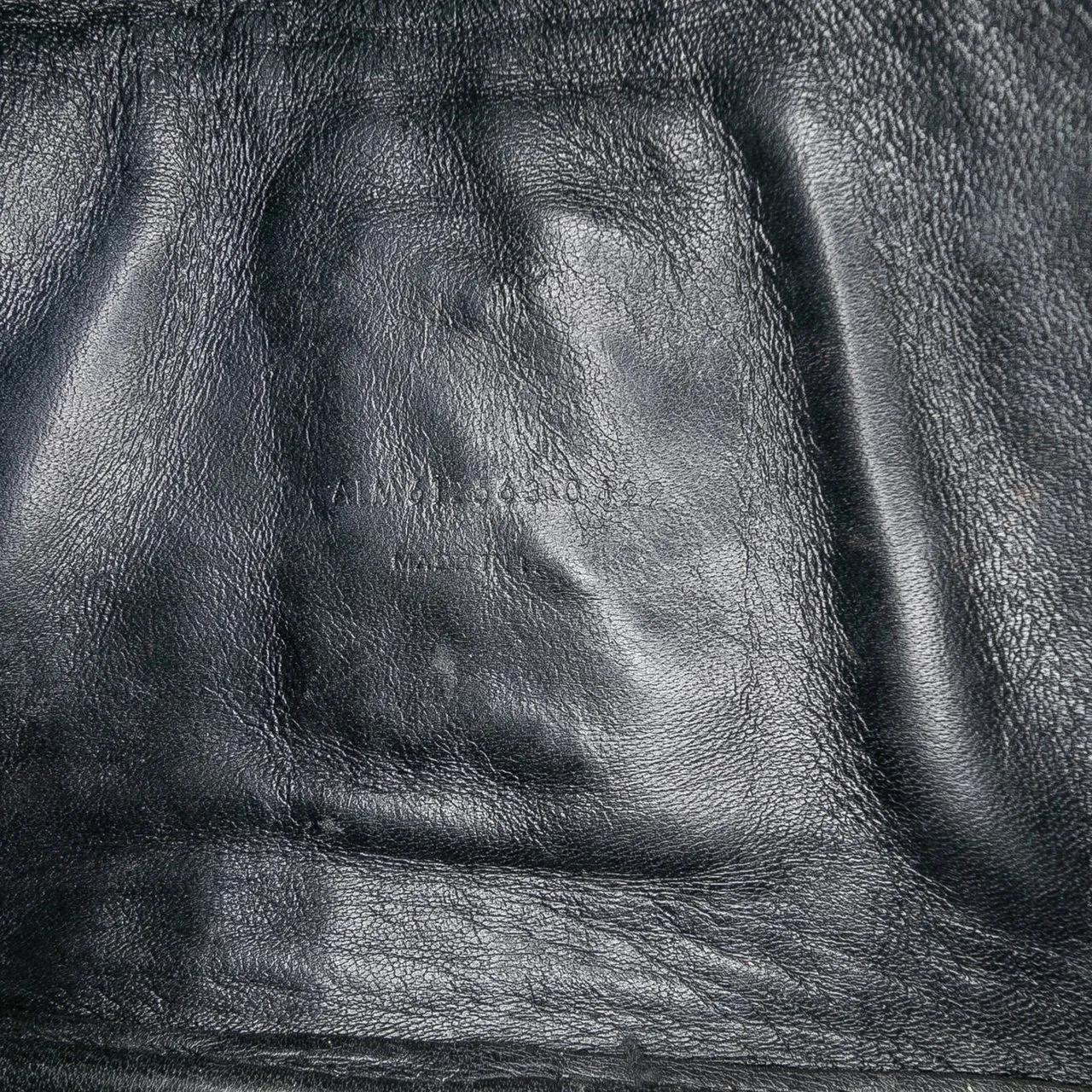 Thumbnail - Saint Laurent Hobo Bags - Mini Croc Embossed Patent Monogram Lou Camera Bag - Gr. unisize - in Schwarz - für Damen